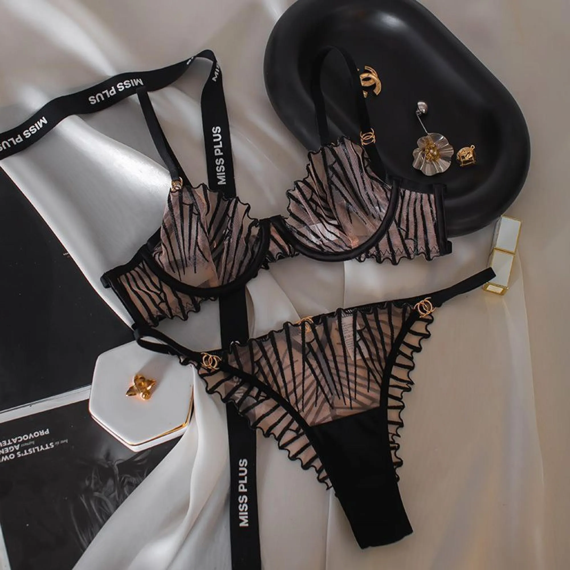 Sexy Lace Lingerie Set